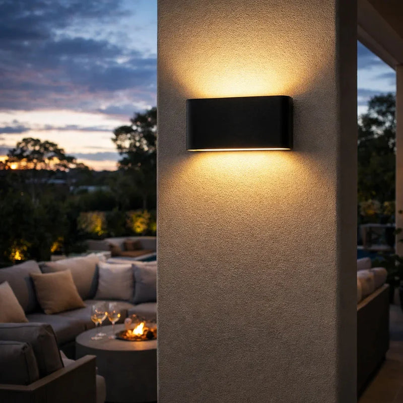 3A Lighting ST354: 4W Up/Down Wall-Mounted Lamp